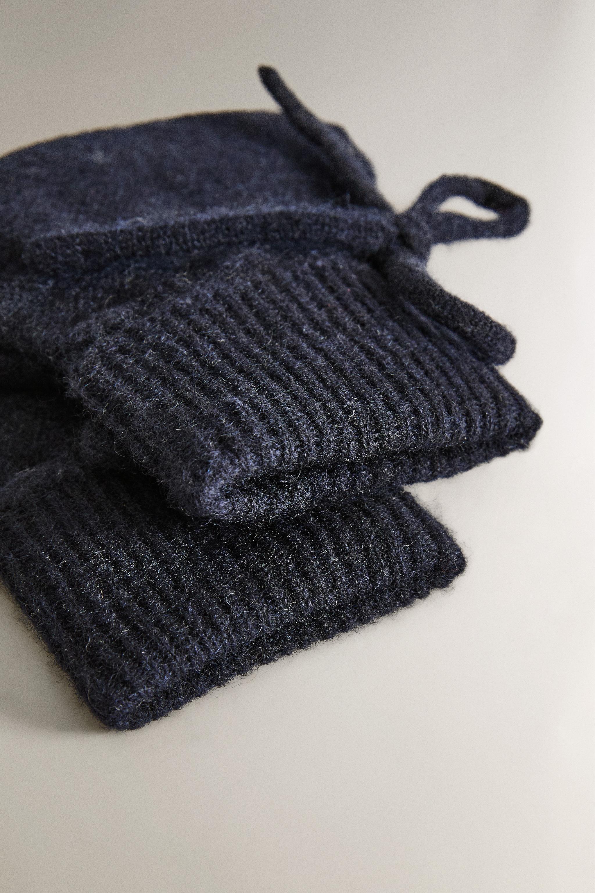 CASHMERE BABY BOOTIES